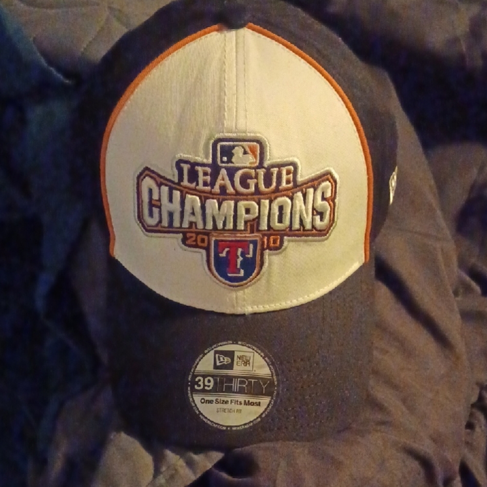 NWOT New Era League Champions Cap